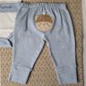 Conjunto Bebê Menino c/ Body calça azul bebê e body azul bebê com off