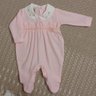 Macacão Bebê Menina na cor rosa