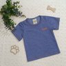 Conjunto bebe menino 3pcs camiseta e boné em malha piquet na cor jeans e shorts em suedine com estampa de cachorrinho