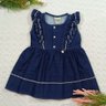 vestido jeans infantil menina com babados e trabalhado de picueta na cor jeans