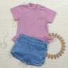 Conjunto jeans infantil blusa em malha canelada na cor lavanda e shorts em tecido jeans