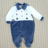 7007 macacao bebe menino plush com bordado azul jeans 2